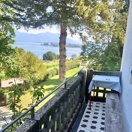 Victoria Mit Grandiosem Seeblick Und Gartennutzung In Jugendstil Lägenhet
